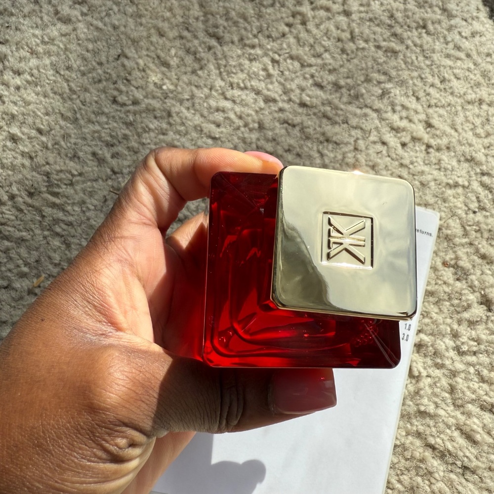 Baccarat Rouge 540 Extrait - Picture 3 of 7